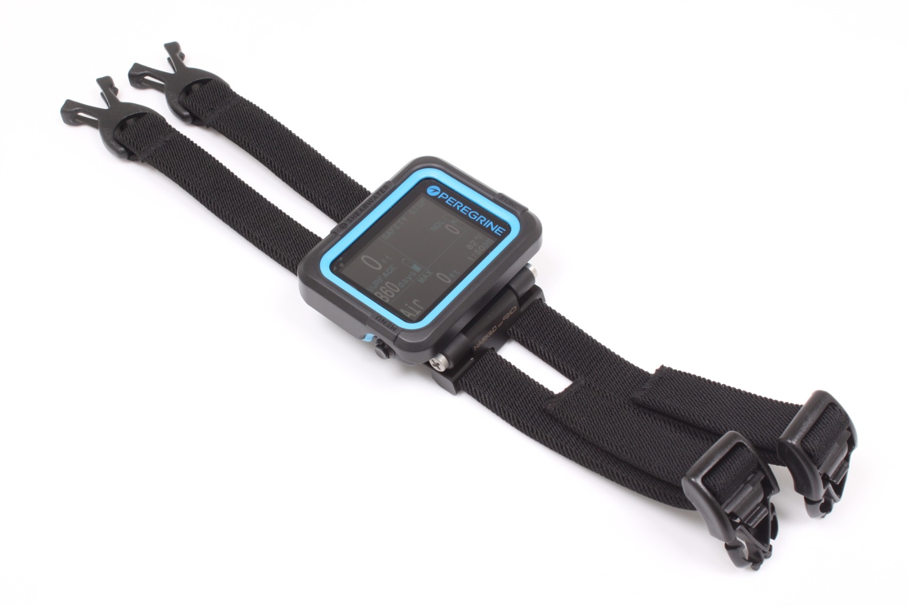 narked at 90 peregrine dual strap plate attached to a peregrine computer